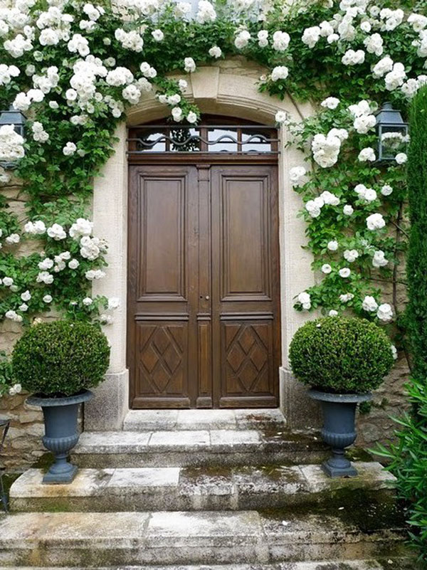 52 Beautiful Front Door Decorations and Designs Ideas Freshnist