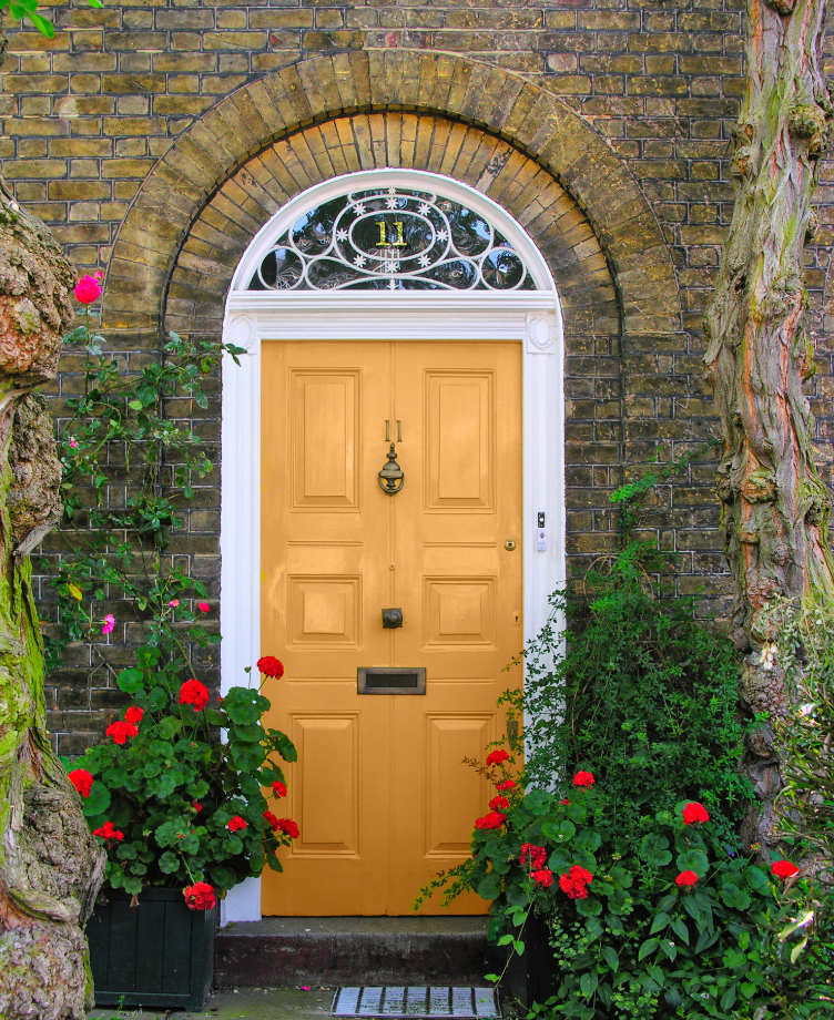 unique front door decor