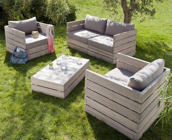 Outdoor Furniture Made From Pallets