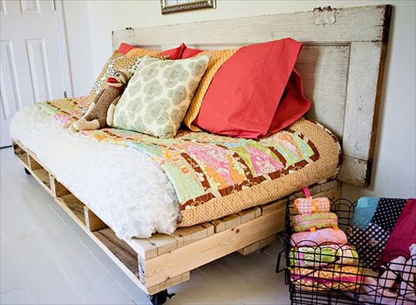pallet-sofa-and-couch