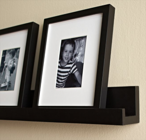 15 Ideas About Display Family Photos On The Walls | Freshnist